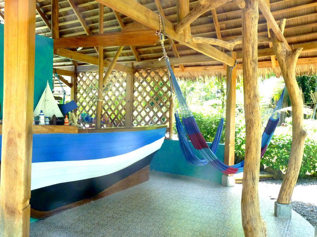3 Bamboo Eco Lodge Cahuita Exteriör bild