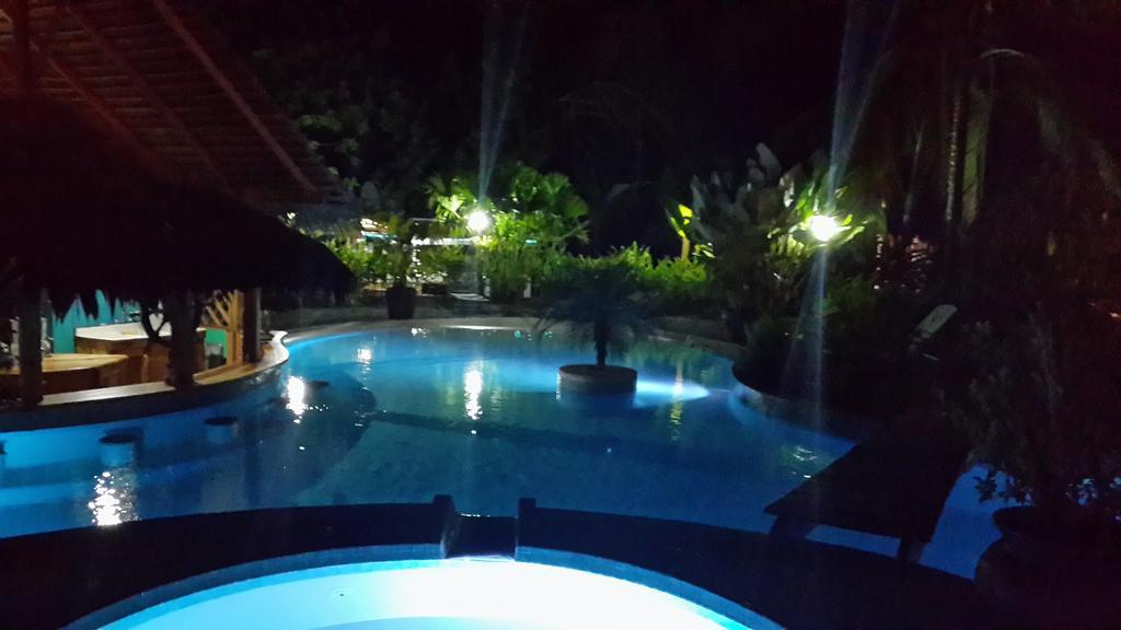 3 Bamboo Eco Lodge Cahuita Exteriör bild