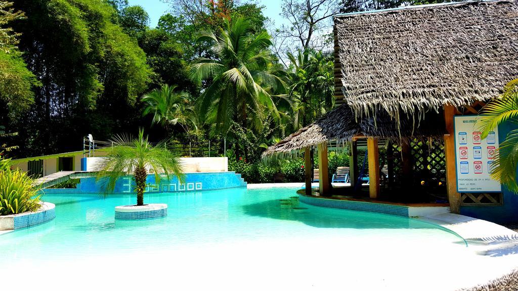 3 Bamboo Eco Lodge Cahuita Exteriör bild