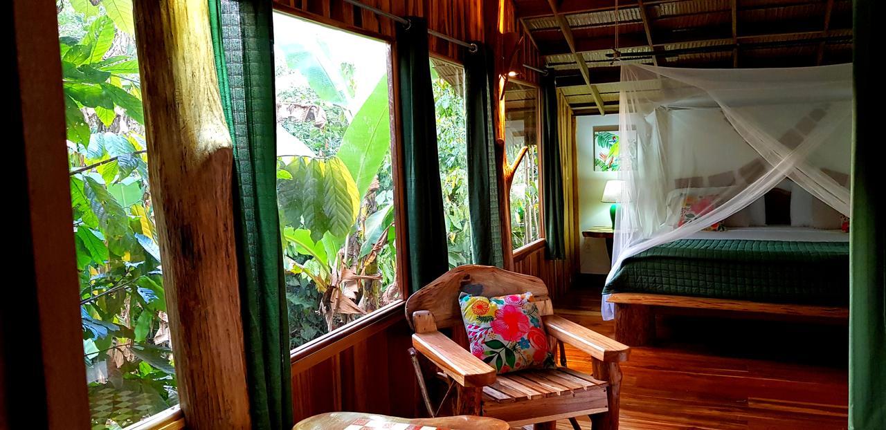 3 Bamboo Eco Lodge Cahuita Exteriör bild
