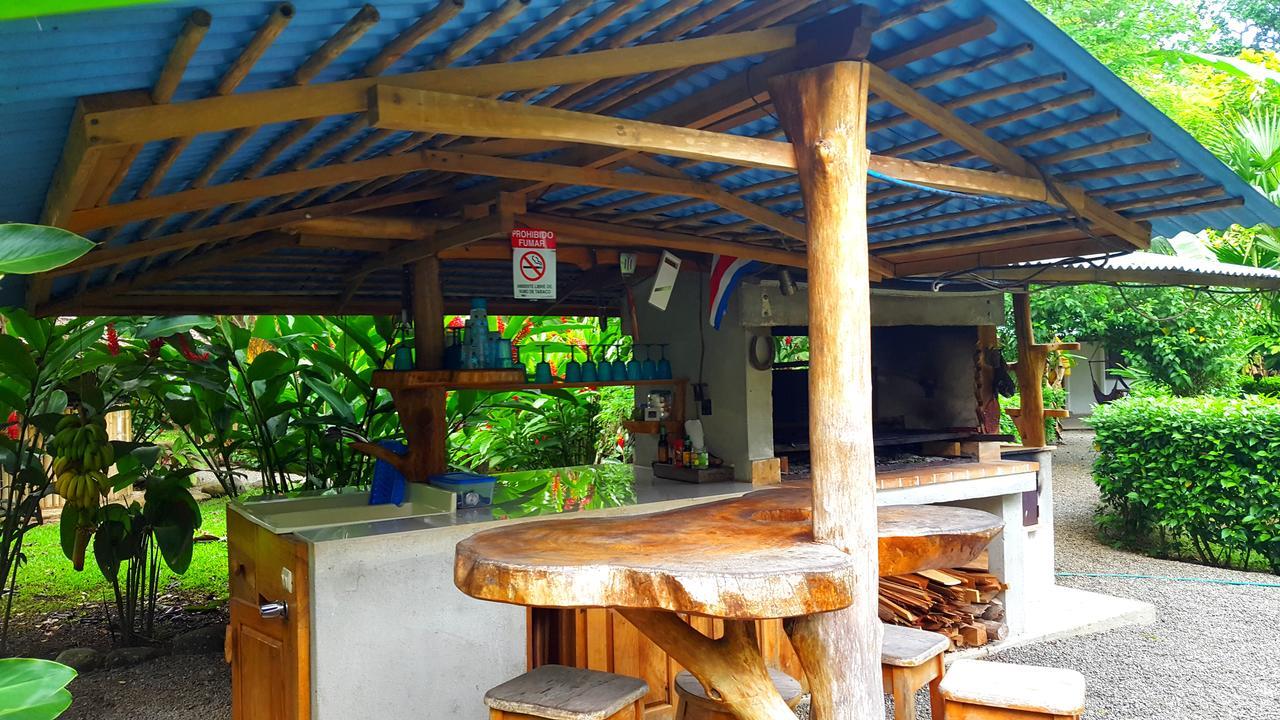 3 Bamboo Eco Lodge Cahuita Exteriör bild