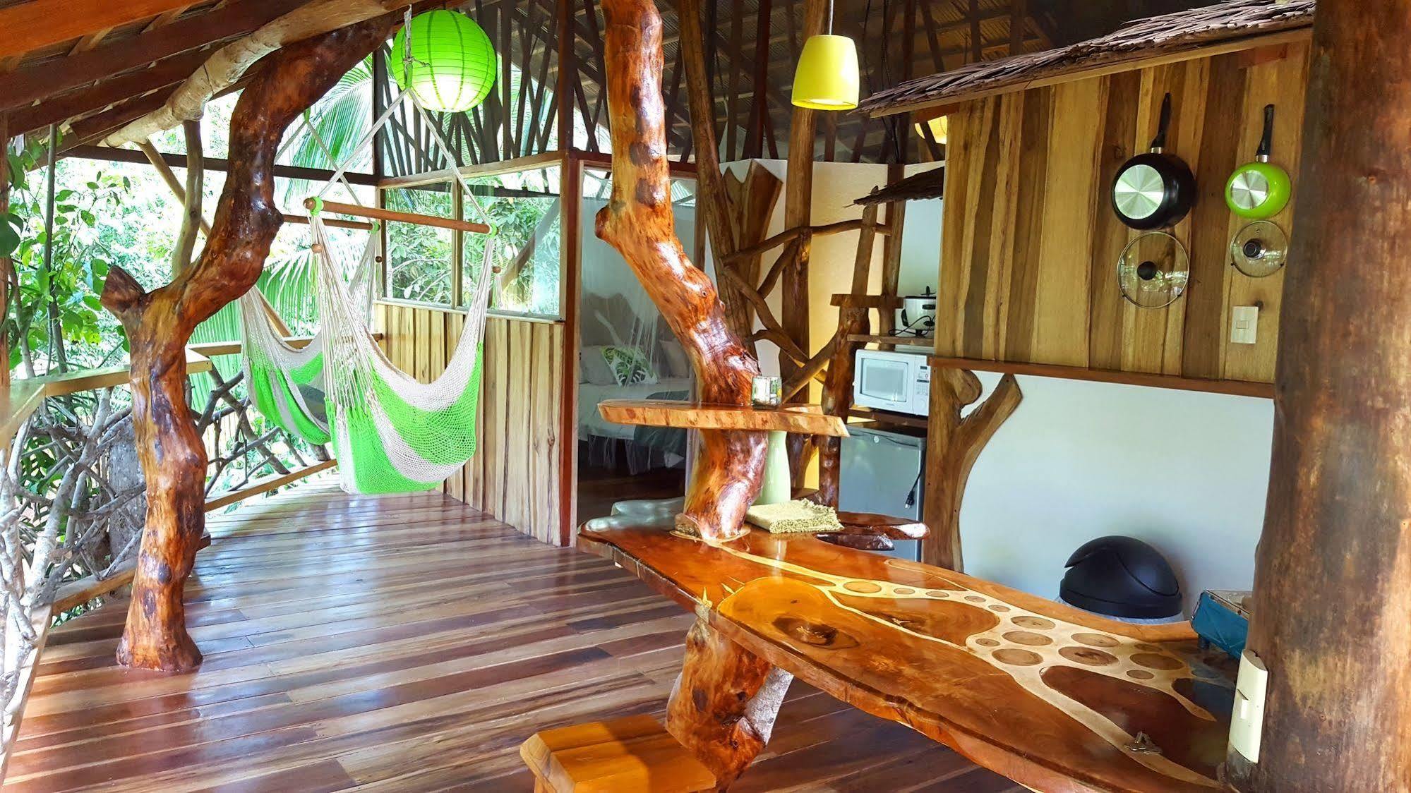 3 Bamboo Eco Lodge Cahuita Exteriör bild